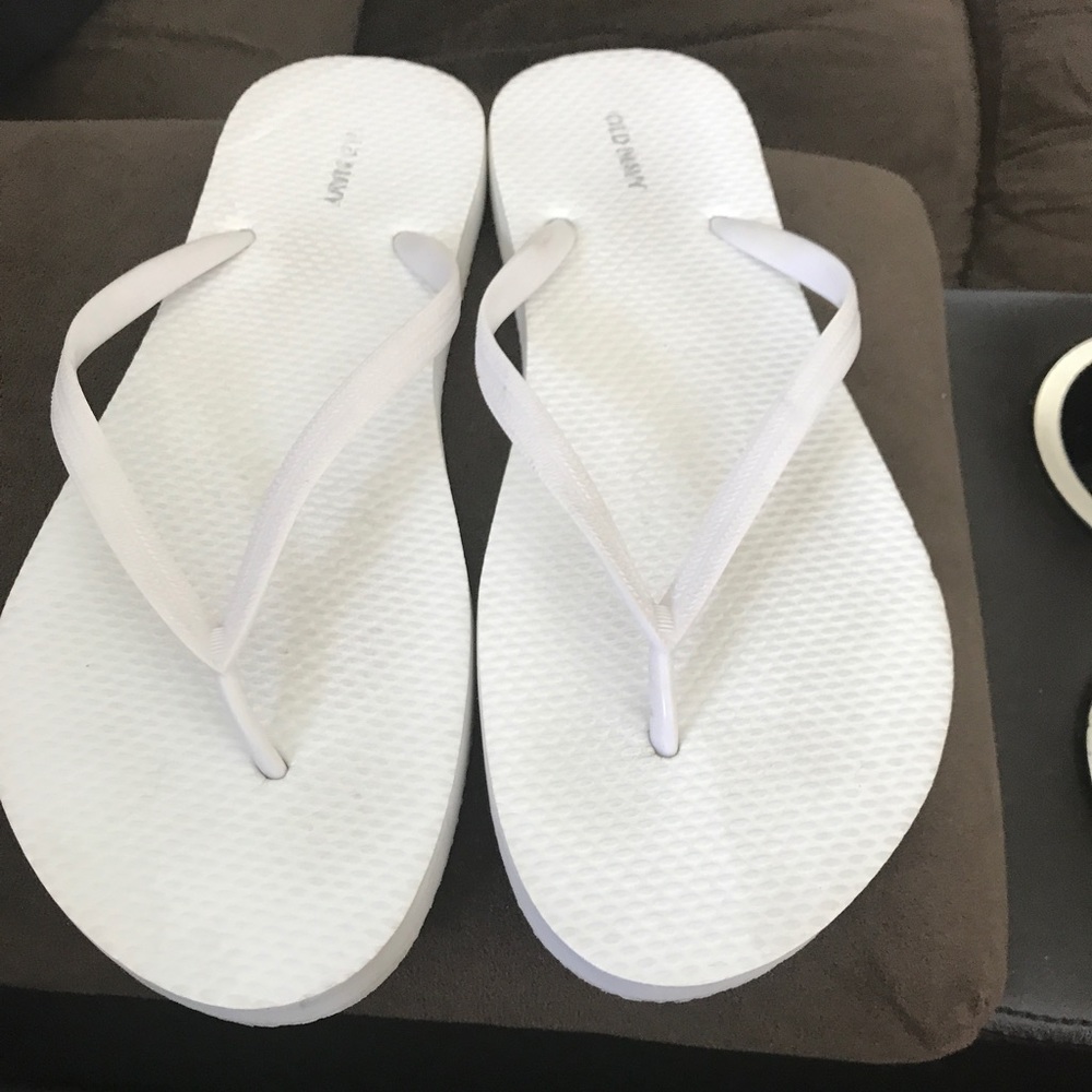 Old Navy flip flops